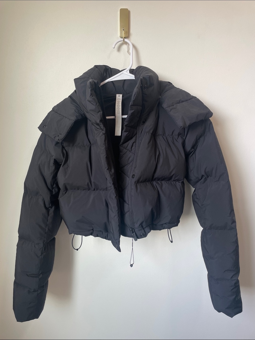 lululemon athletica Black Cropped Wonder Puffer Jacket